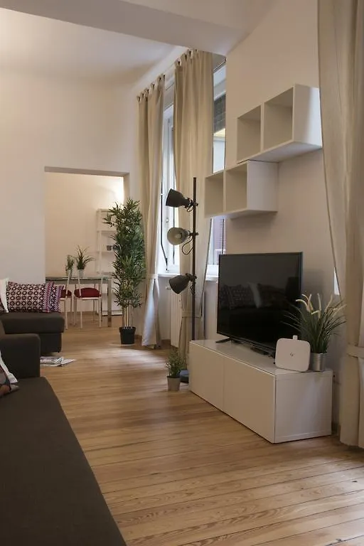 מילאנו Cardinal Federico Apartments