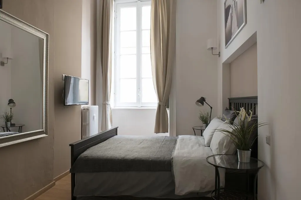 מילאנו Cardinal Federico Apartments 0*,  איטליה