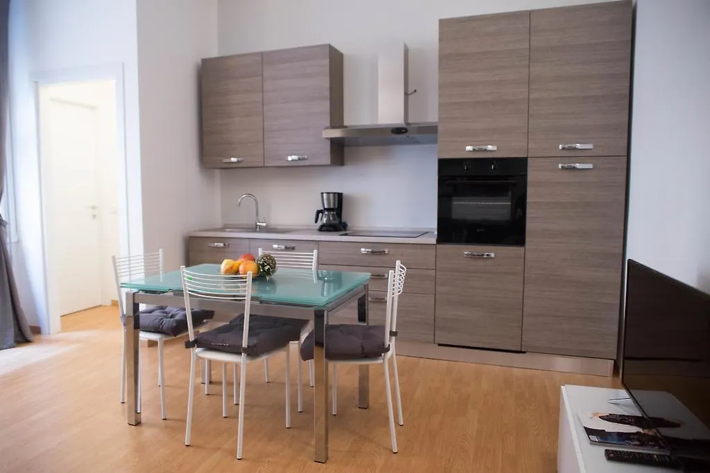 מילאנו Cardinal Federico Apartments 0*,